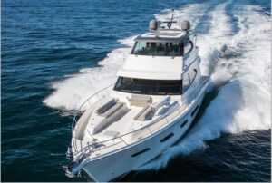 Riviera 68 Sports Motor Yacht - front view