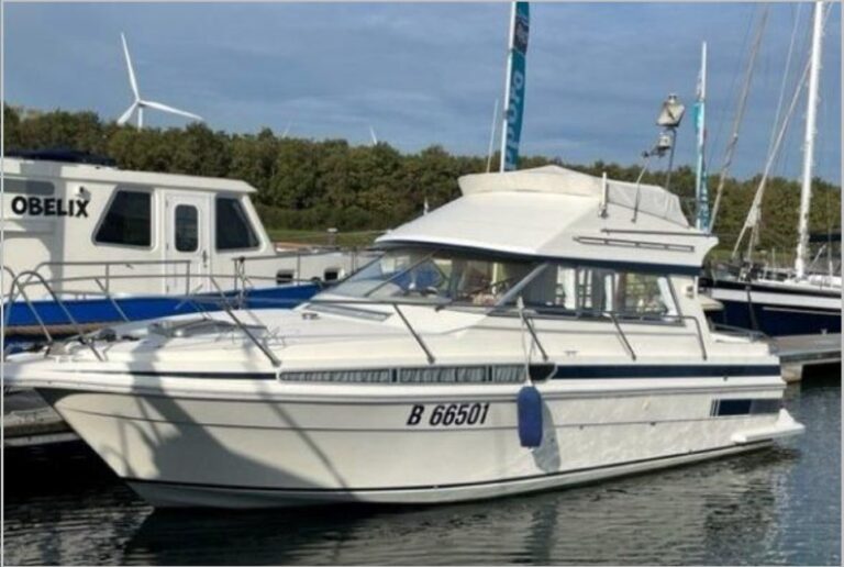 Skilso 975 Flybridge Motor Yacht, Details & Specs