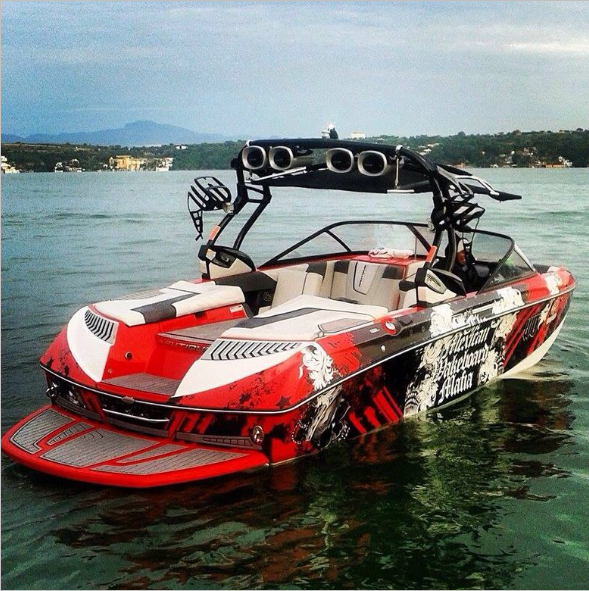 The Ultimate Guide to Boat Wraps: Transform Your Vessel's Appearance 1 Boat Wraps